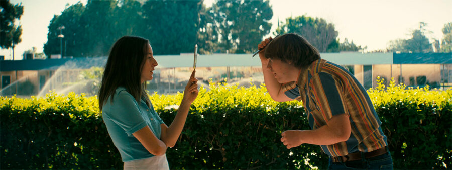 Afficher l'image Alana Haim, Cooper Hoffman