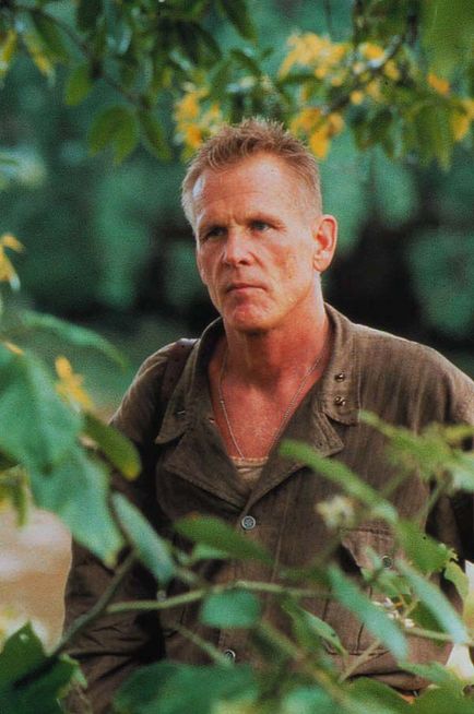 Nick Nolte dans La Ligne rouge