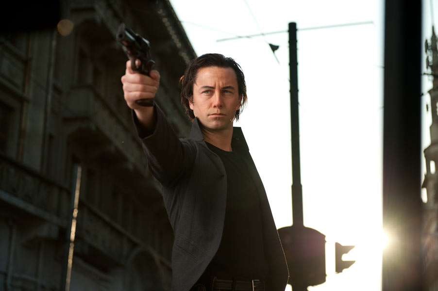 Joseph Gordon-Levitt dans Looper