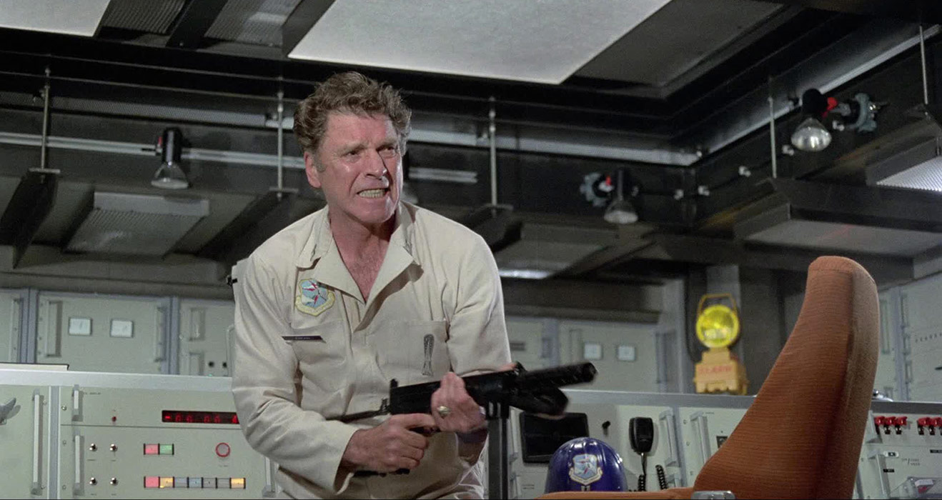 Burt Lancaster dans L'Ultimatum des 3 mercenaires