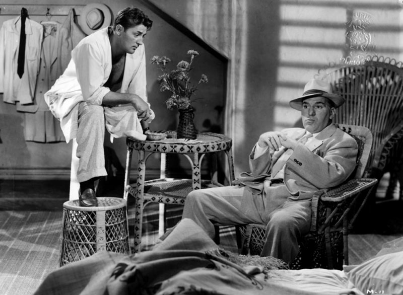 Robert Mitchum, William Bendix dans Le Paradis des mauvais garçons (Macao)