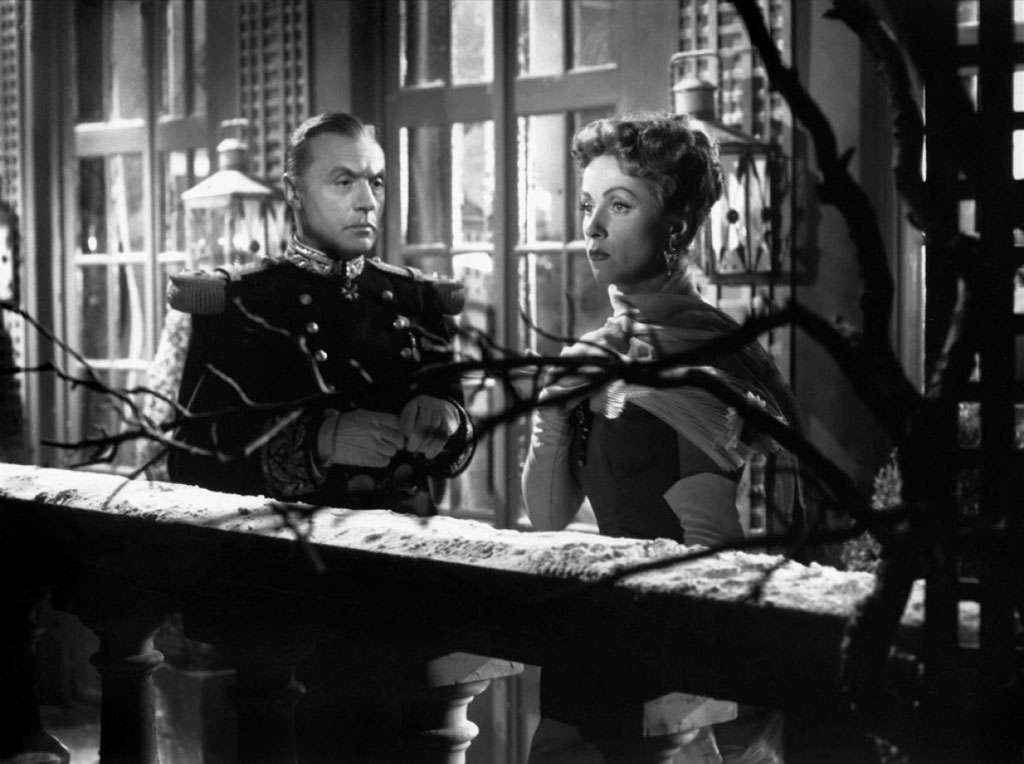 Danielle Darrieux, Charles Boyer dans Madame de…