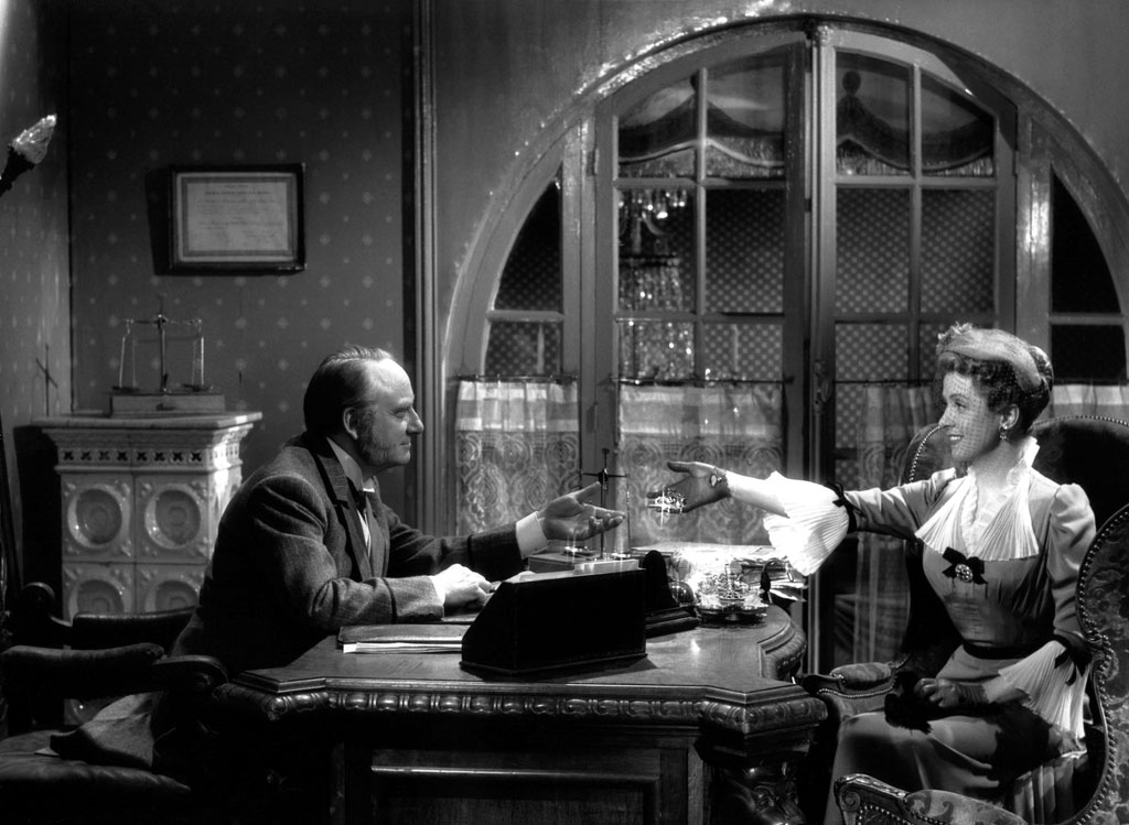 Danielle Darrieux, Vittorio De Sica dans Madame de…