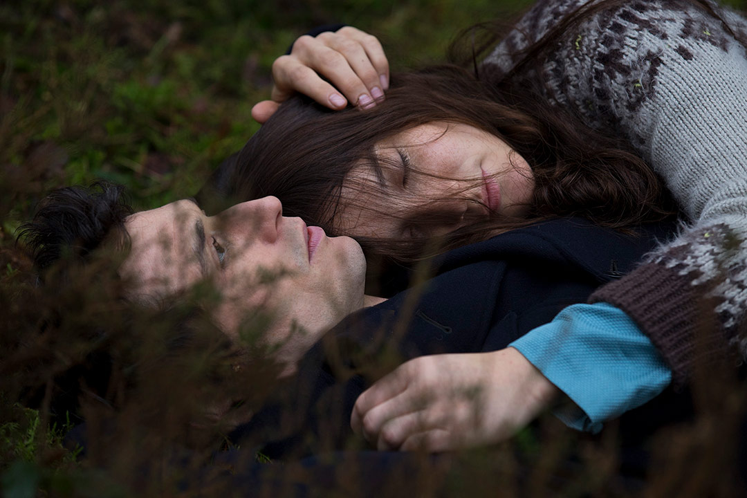 Jérémie Elkaïm, Anaïs Demoustier dans Marguerite & Julien