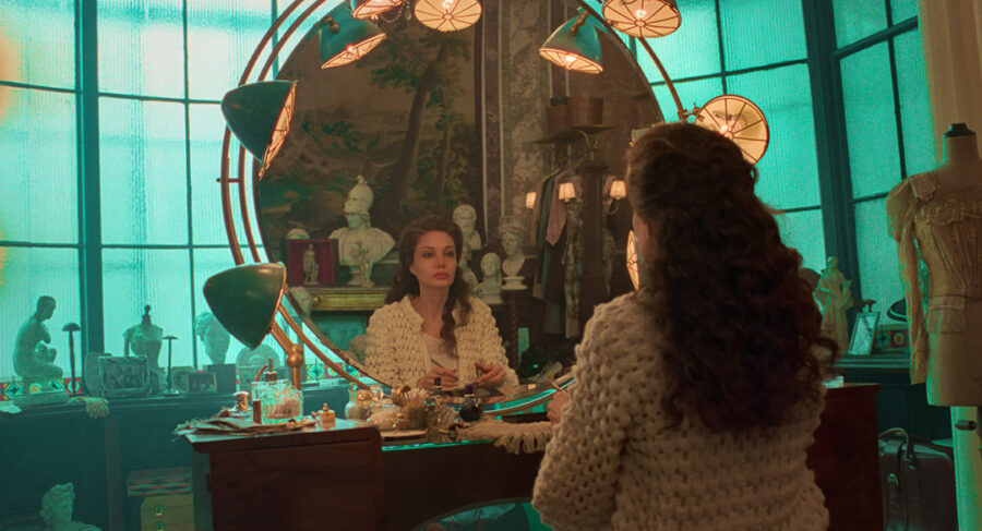 Afficher l'image Angelina Jolie