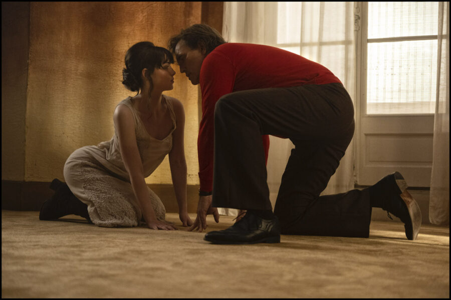 Afficher l'image Anamaria Vartolomei, Matt Dillon