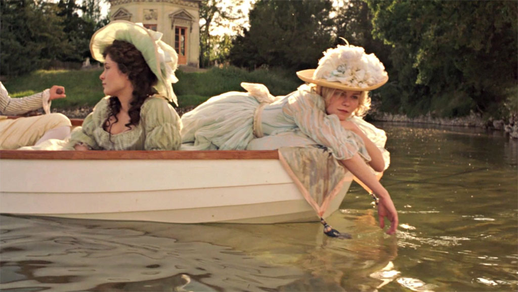 Kirsten Dunst, Mary Nighy dans Marie-Antoinette