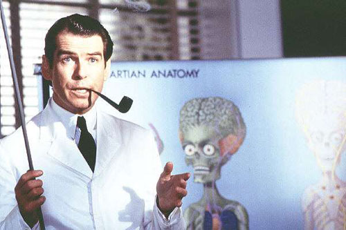 Pierce Brosnan dans Mars Attacks !