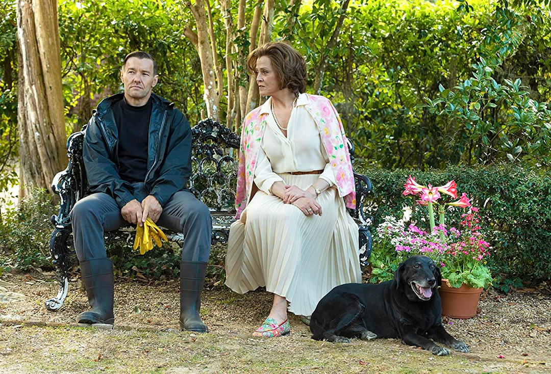 Sigourney Weaver, Joel Edgerton dans Master Gardener