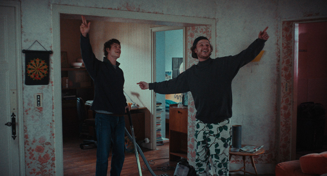 Paul Kircher, Idir Azougli dans Météors