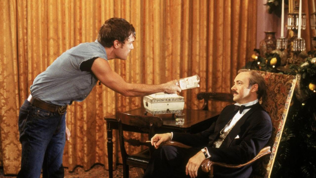 Jude Law, Kevin Spacey dans Minuit dans le jardin du bien et du mal