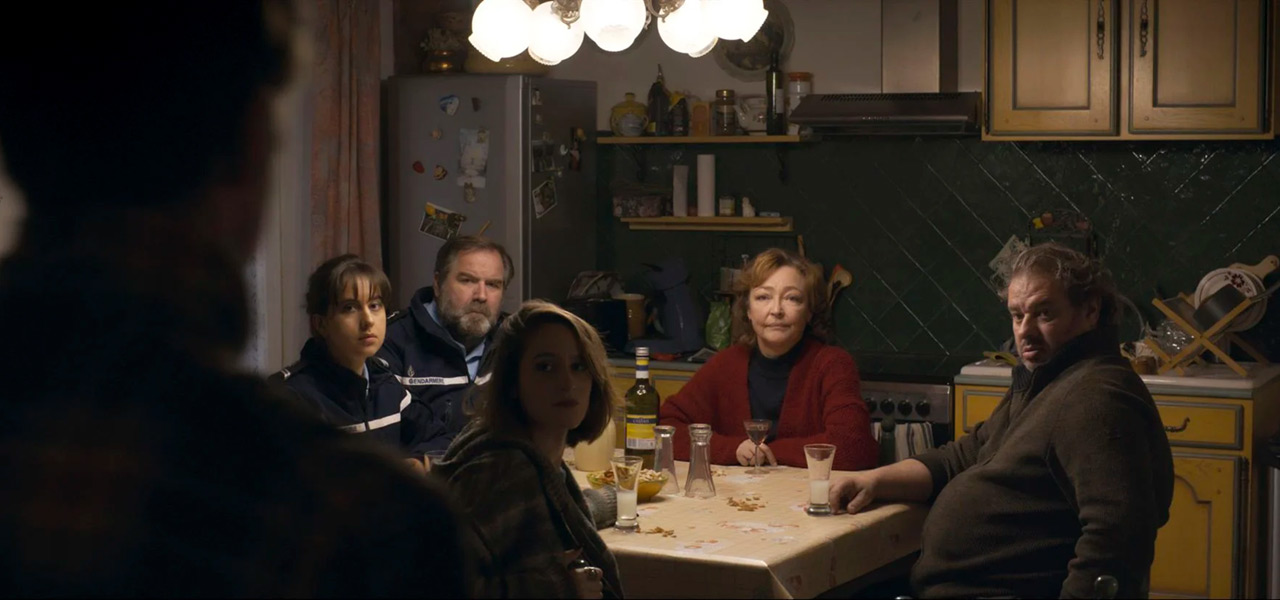 Catherine Frot, David Ayala, Sébastien Faglain, Félix Kysyl, Tatiana Spivakova, Salomé Lopes dans Miséricorde