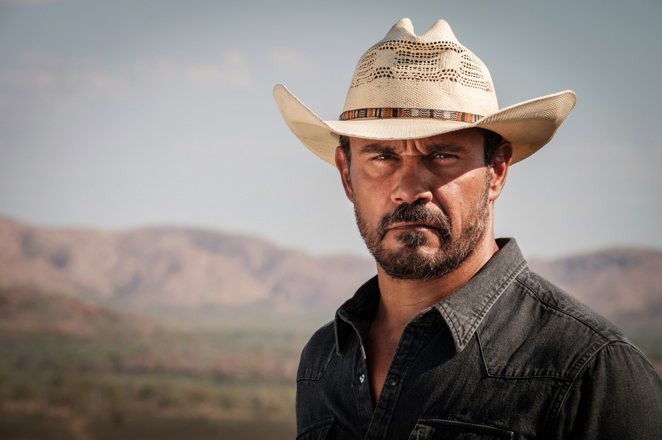 Aaron Pedersen dans Mystery road