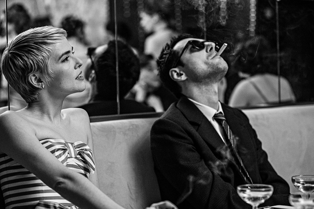 Zoey Deutch, Guillaume Marbeck dans Nouvelle Vague