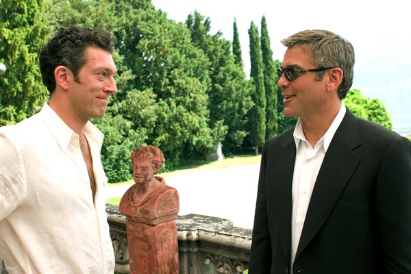 George Clooney, Vincent Cassel dans Ocean's Twelve