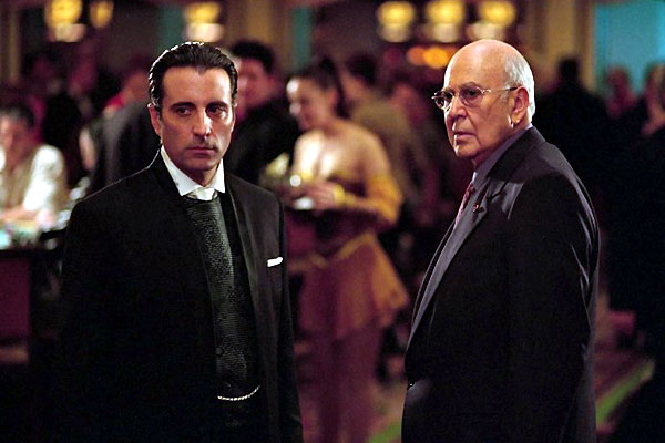 Andy Garcia, Carl Reiner dans Ocean's Eleven