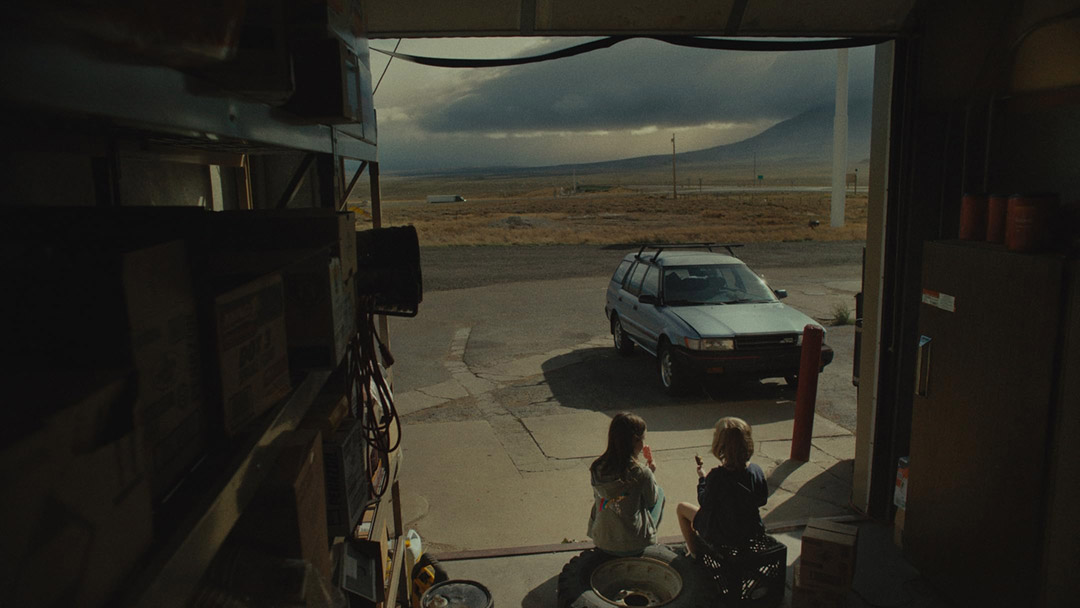 Molly Belle Wright, Wyatt Solis dans Omaha