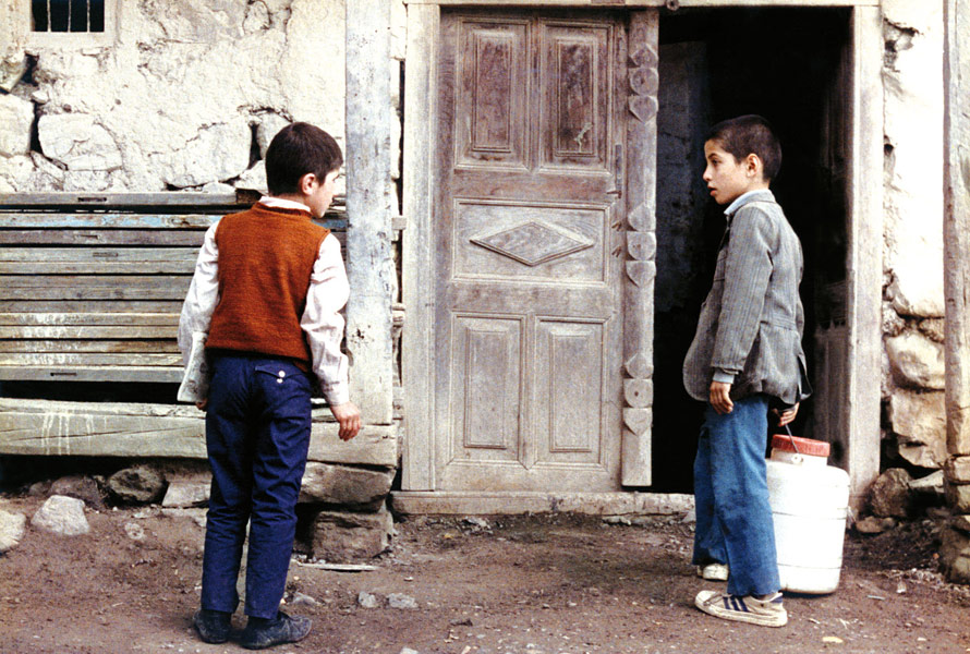 Babek Ahmed Poor dans Où est la maison de mon ami?