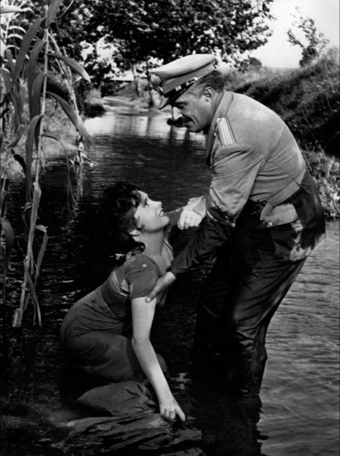 Gina Lollobrigida, Vittorio De Sica dans Pain, amour et fantaisie