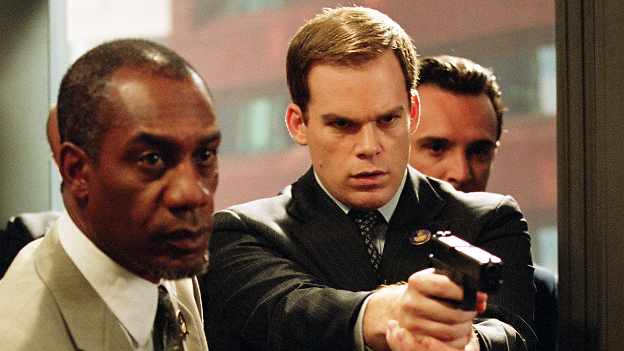 Michael C. Hall, Joe Morton dans Paycheck