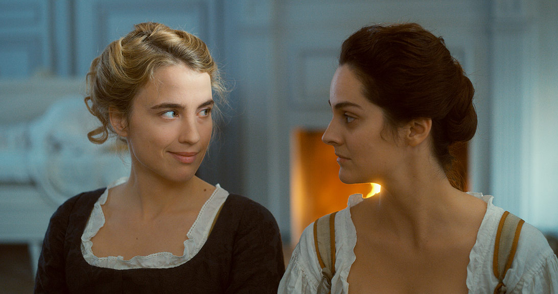 Adèle Haenel, Noémie Merlant dans Portrait de la jeune fille en feu