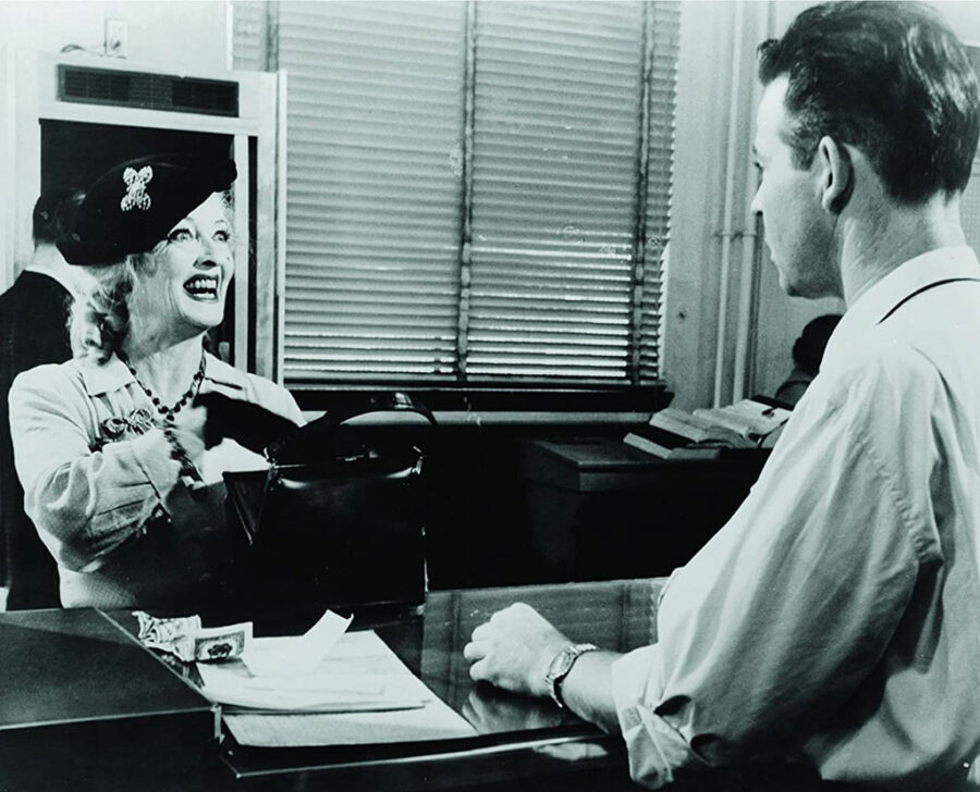 Afficher l'image Bette Davis, Michael St. Angel