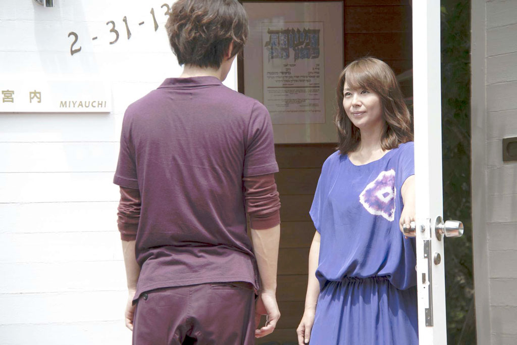 Takeru Sato, Haruka Ayase dans Real