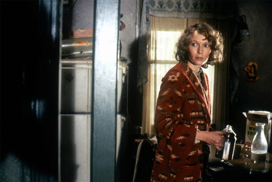 Afficher l'image Mia Farrow