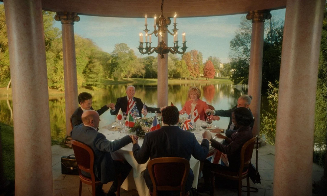 Cate Blanchett, Charles Dance, Roy Dupuis, Nikki Amuka-Bird, Rolando Ravello, Denis Ménochet, Takehiro Hira dans Rumours