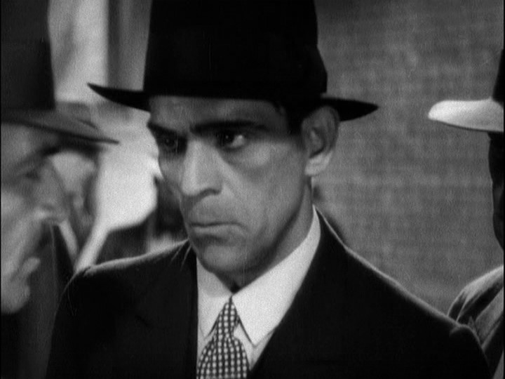 Boris Karloff dans Scarface