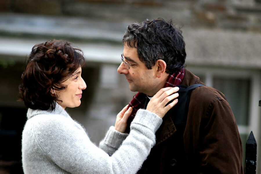 Afficher l'image Rowan Atkinson, Kristin Scott Thomas