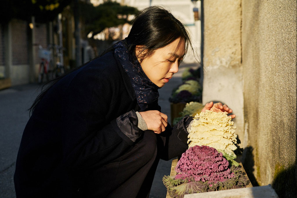 Min-Hee Kim dans Seule sur la plage la nuit