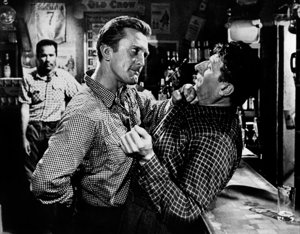 Kirk Douglas dans Seuls sont les indomptés