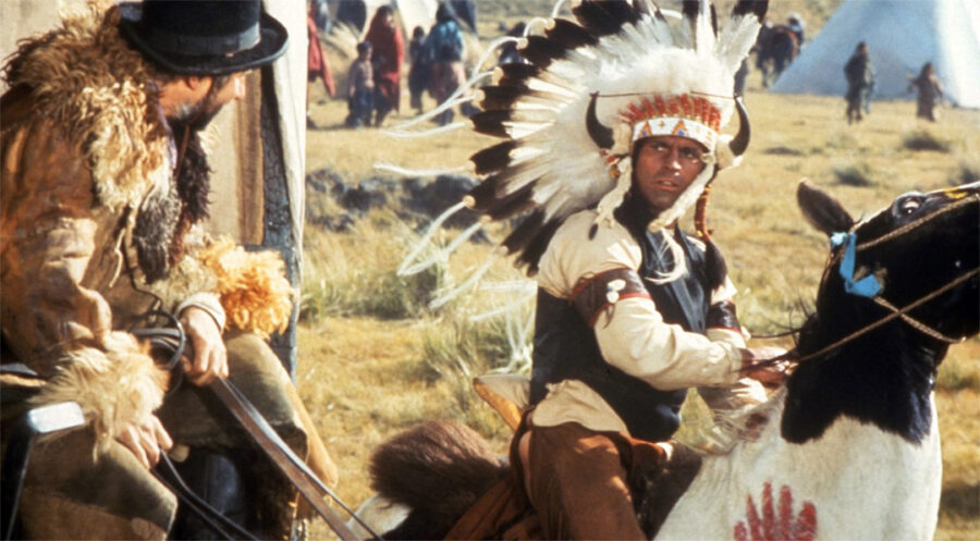 Afficher l'image Donald Pleasance, Jorge Rivero