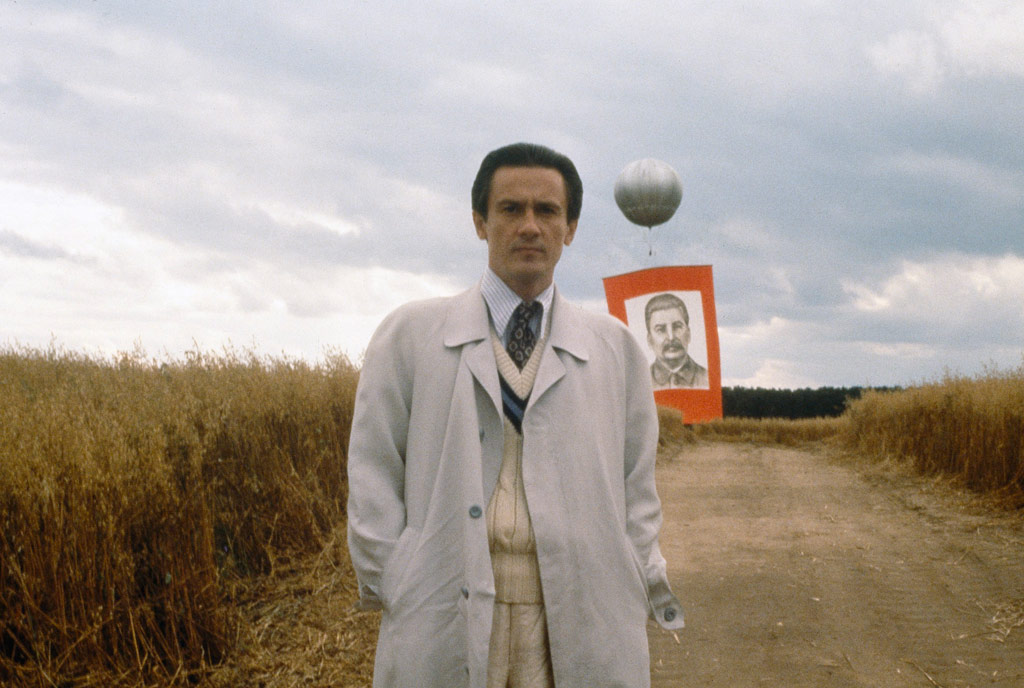 Oleg Menshikov  dans Soleil trompeur