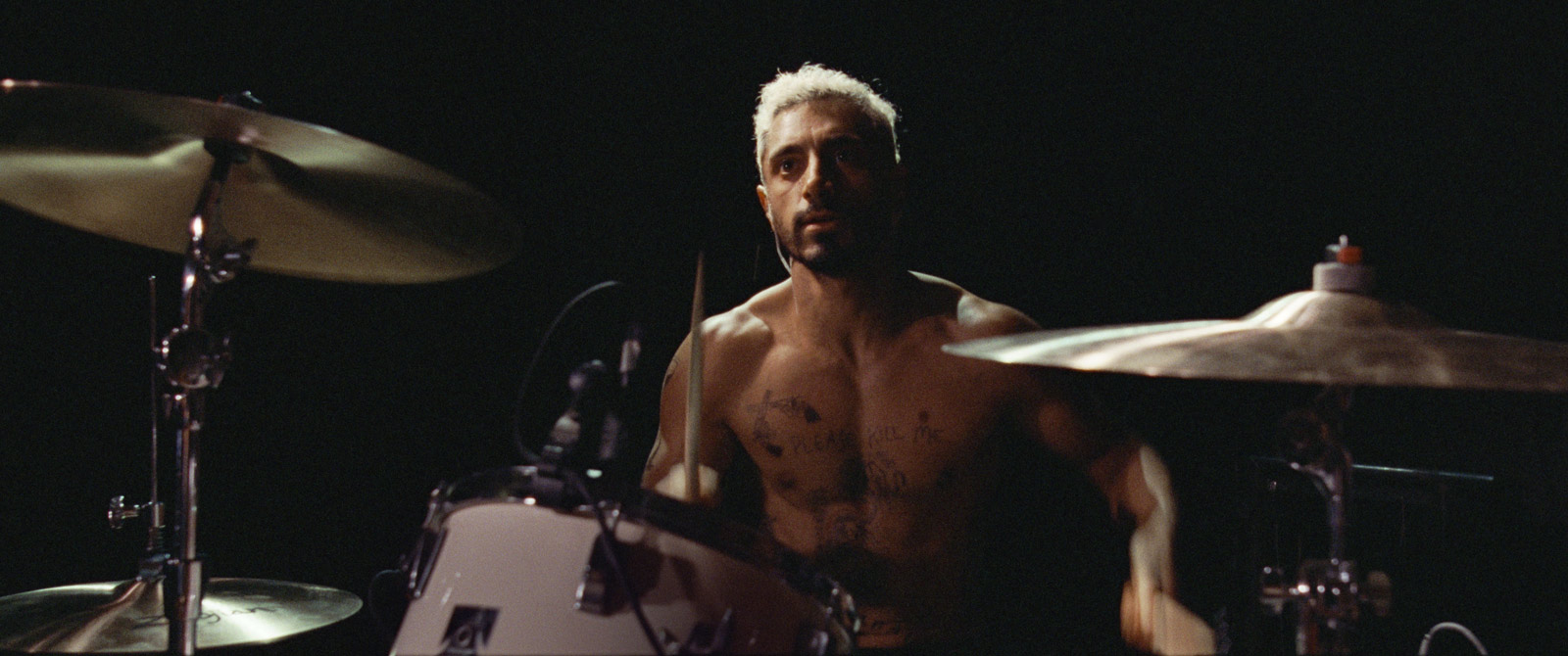 Riz Ahmed dans Sound of Metal