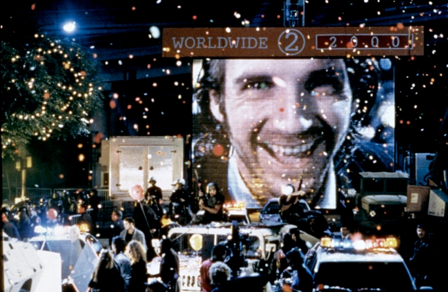 Ralph Fiennes dans Strange Days