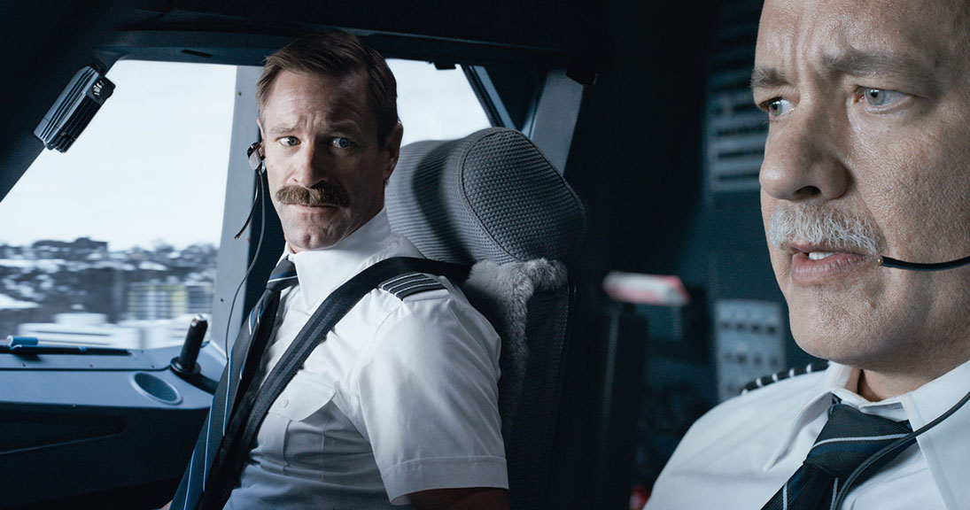 Aaron Eckhart, Tom Hanks dans Sully