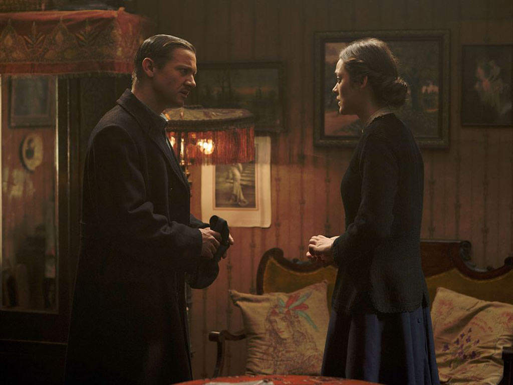 Marion Cotillard, Jeremy Renner dans The Immigrant