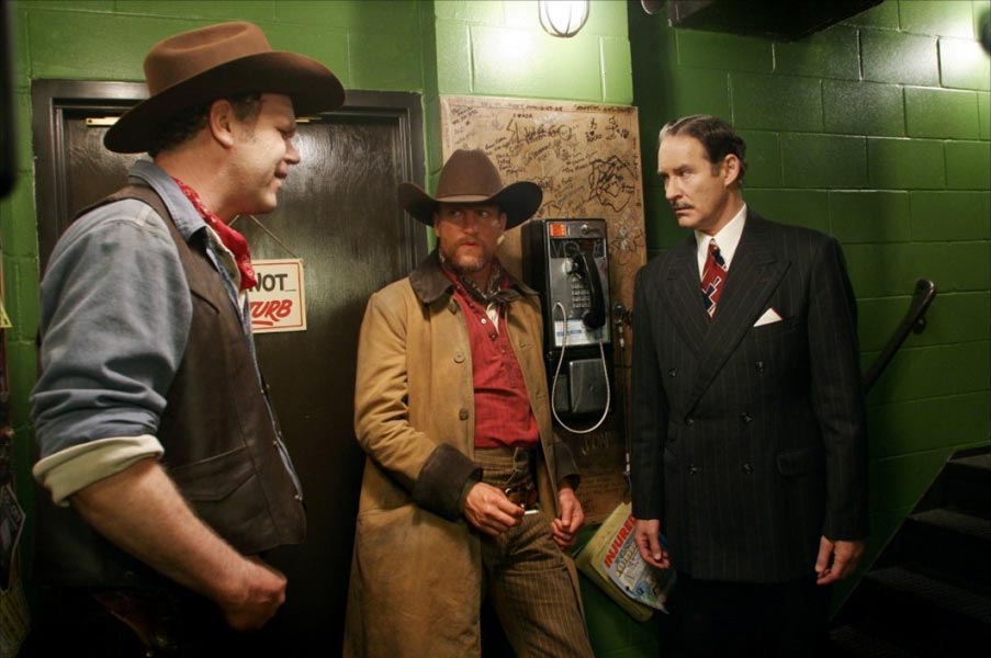 Kevin Kline, John C. Reilly, Woody Harrelson dans The Last show