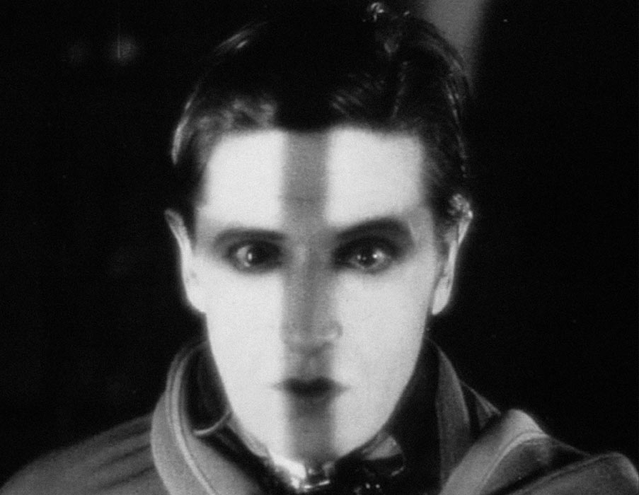 Ivor Novello dans The Lodger