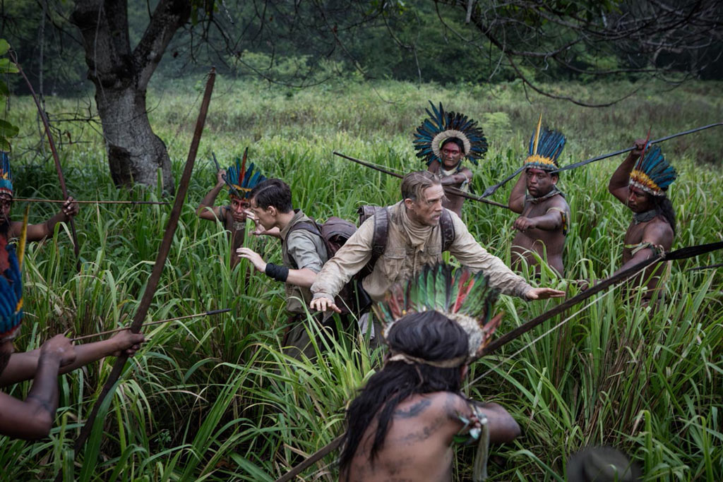 Charlie Hunnam, Tom Holland dans Lost city of Z