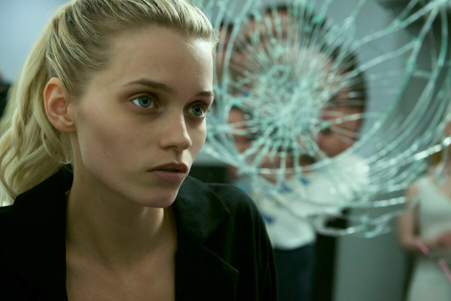 Afficher l'image Abbey Lee