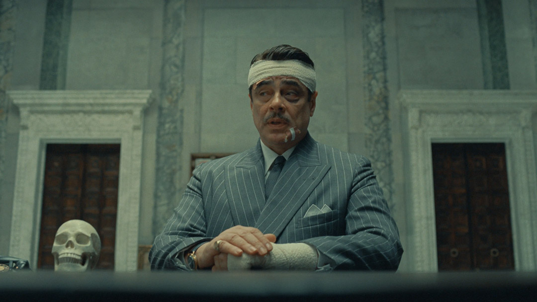 Benicio Del Toro dans The Phoenician Scheme