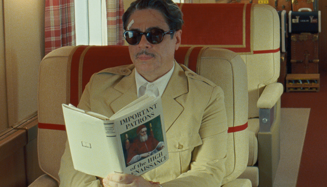Benicio Del Toro dans The Phoenician Scheme