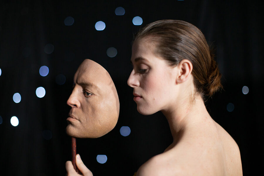 Afficher l'image Honor Swinton Byrne