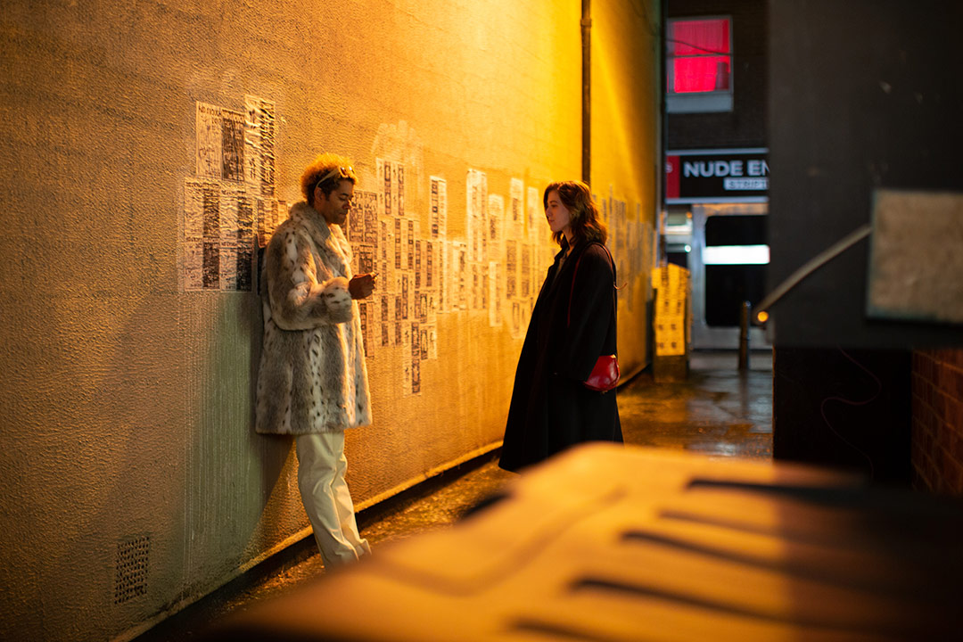 Richard Ayoade, Honor Swinton Byrne dans The Souvenir part II