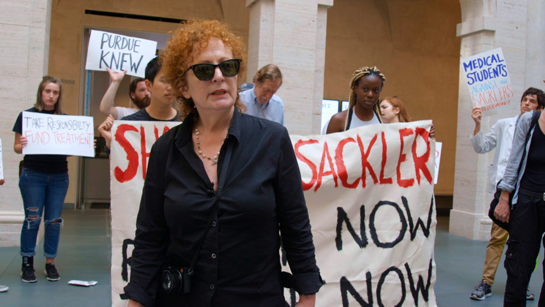 Nan Goldin dans Toute la beauté et le sang versé