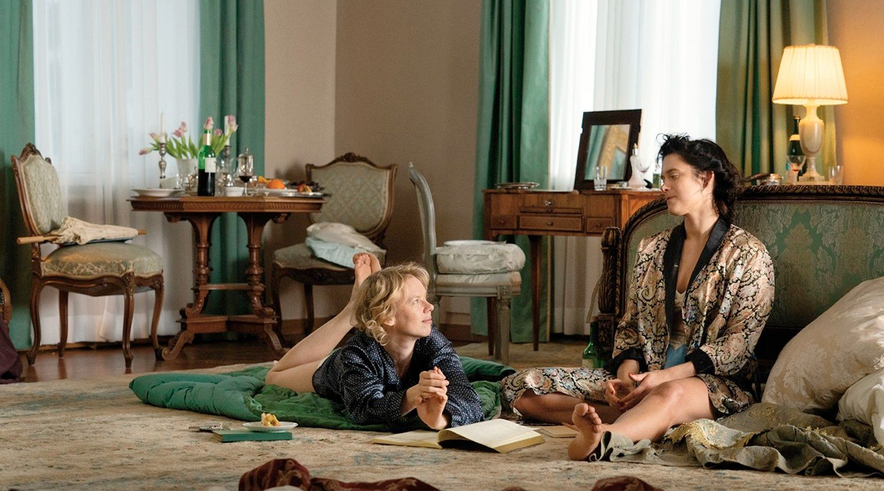 Alma Pöysti, Krista Kosonen dans Tove