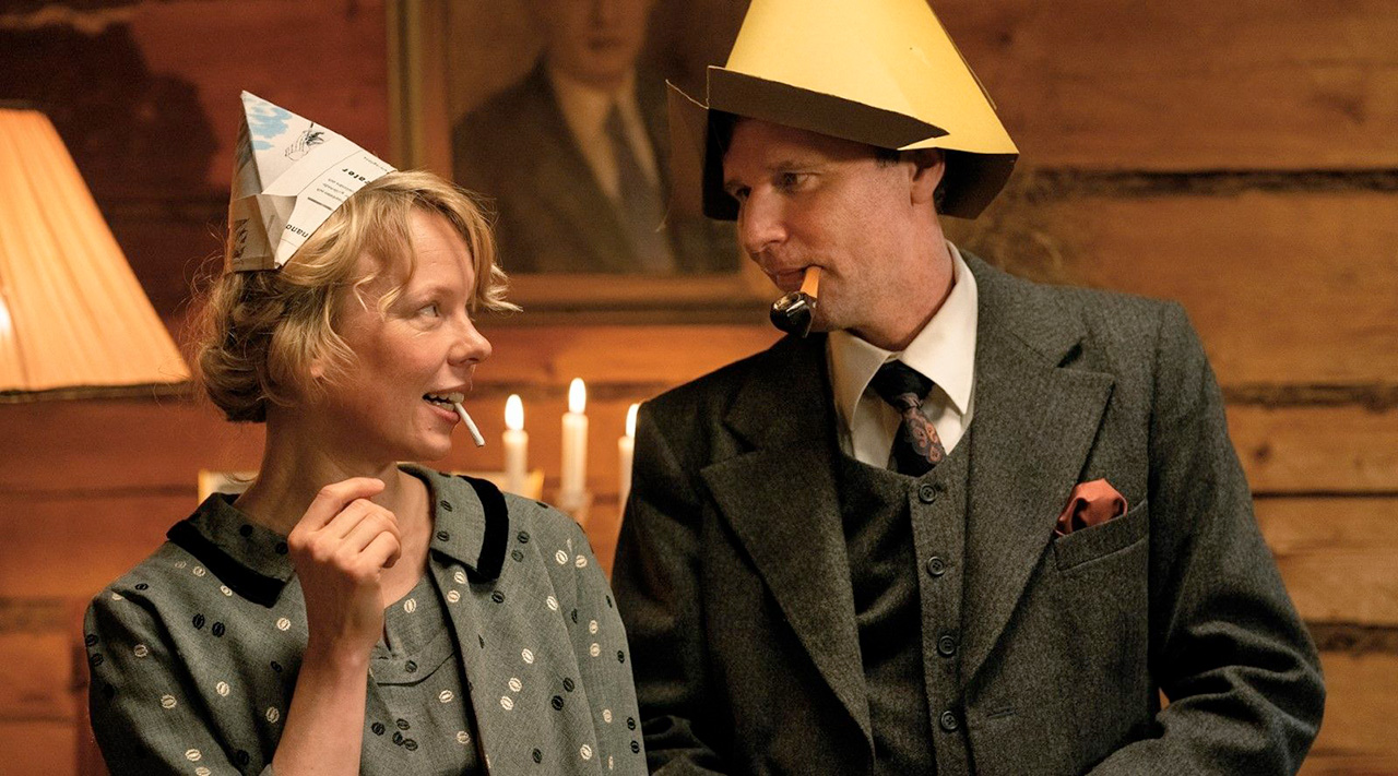 Shanti Roney, Alma Pöysti dans Tove